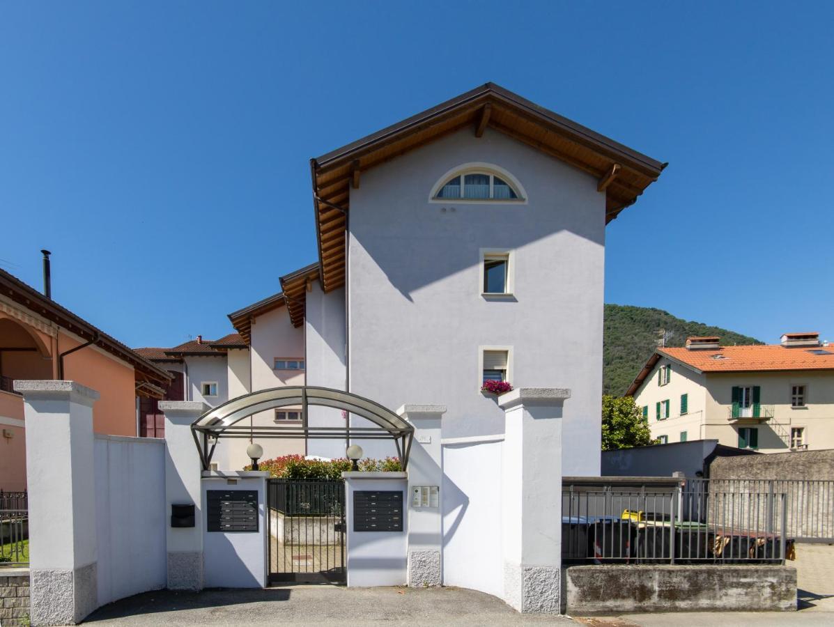 Cozy Apartment Mati Lago Maggiore Verbania Extérieur photo